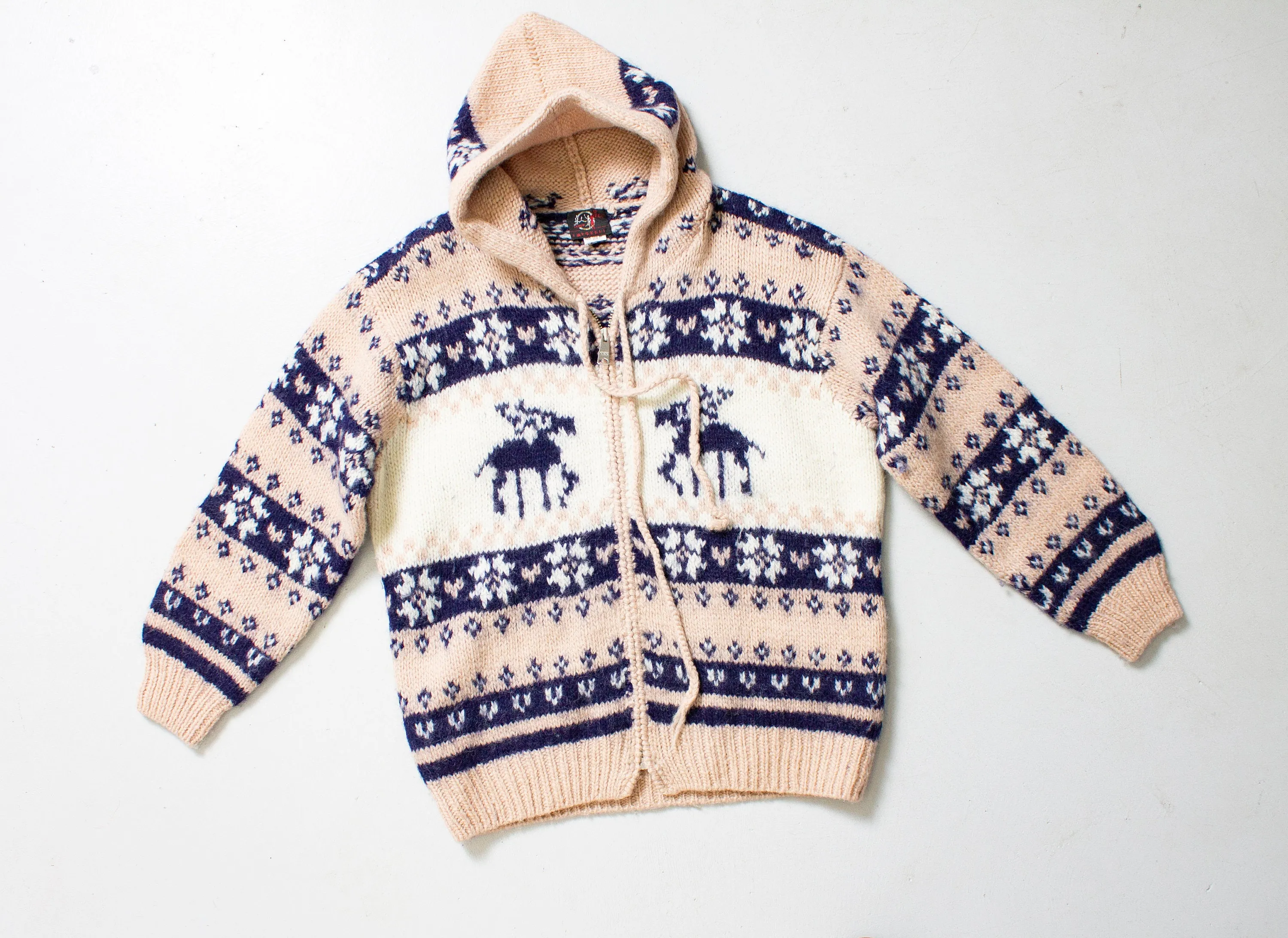 1970s Sweater HOODED Wool Snowflake Deer Knit Small