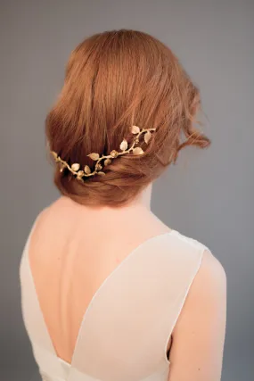 Bridal hair vine -  Boho wedding headpiece - Gold wedding hairpiece - Gold leaf hair vine - Wedding headband - Bridal headband