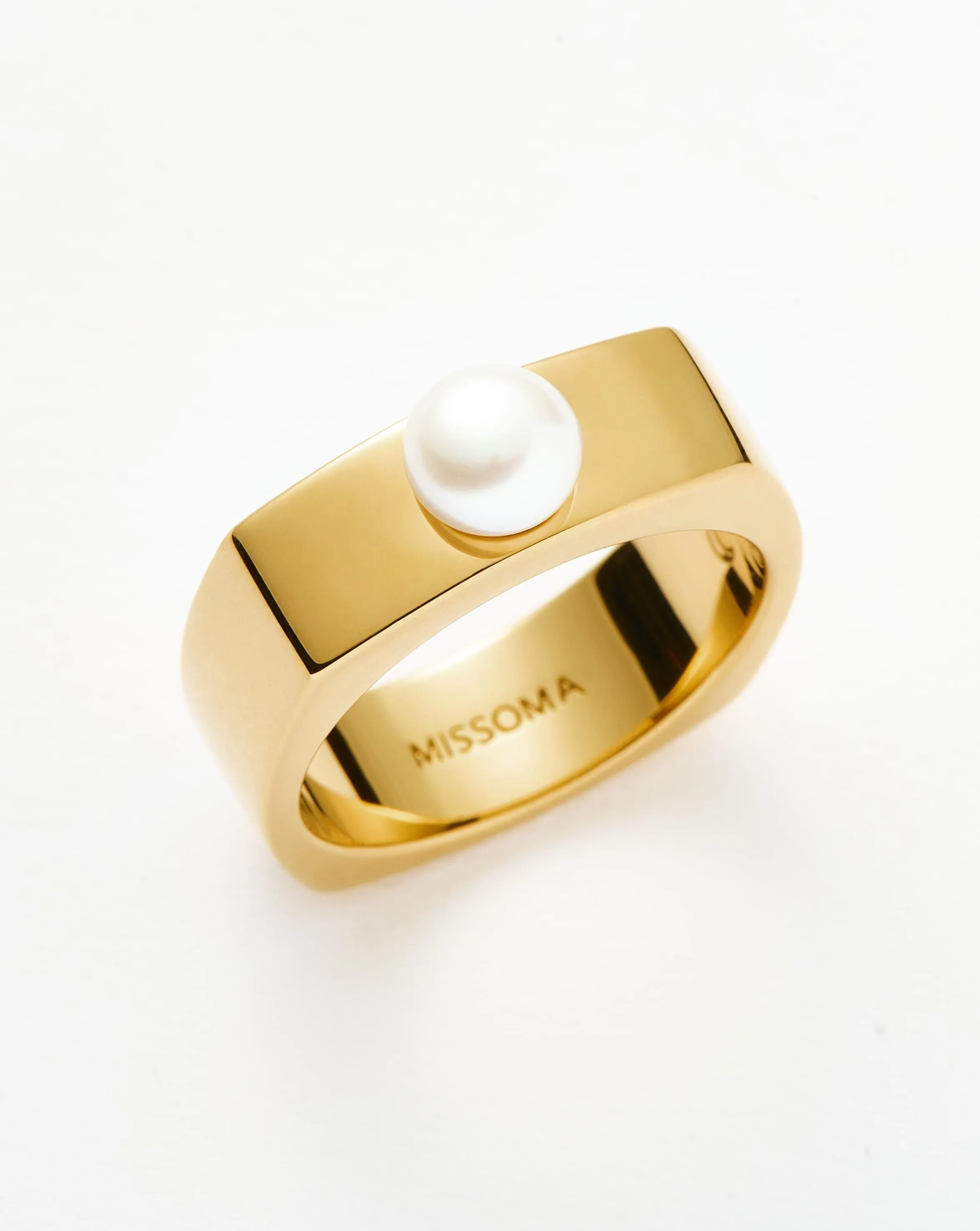 Button Pearl Square Chunky Ring | 18k Gold Plated Vermeil/Pearl