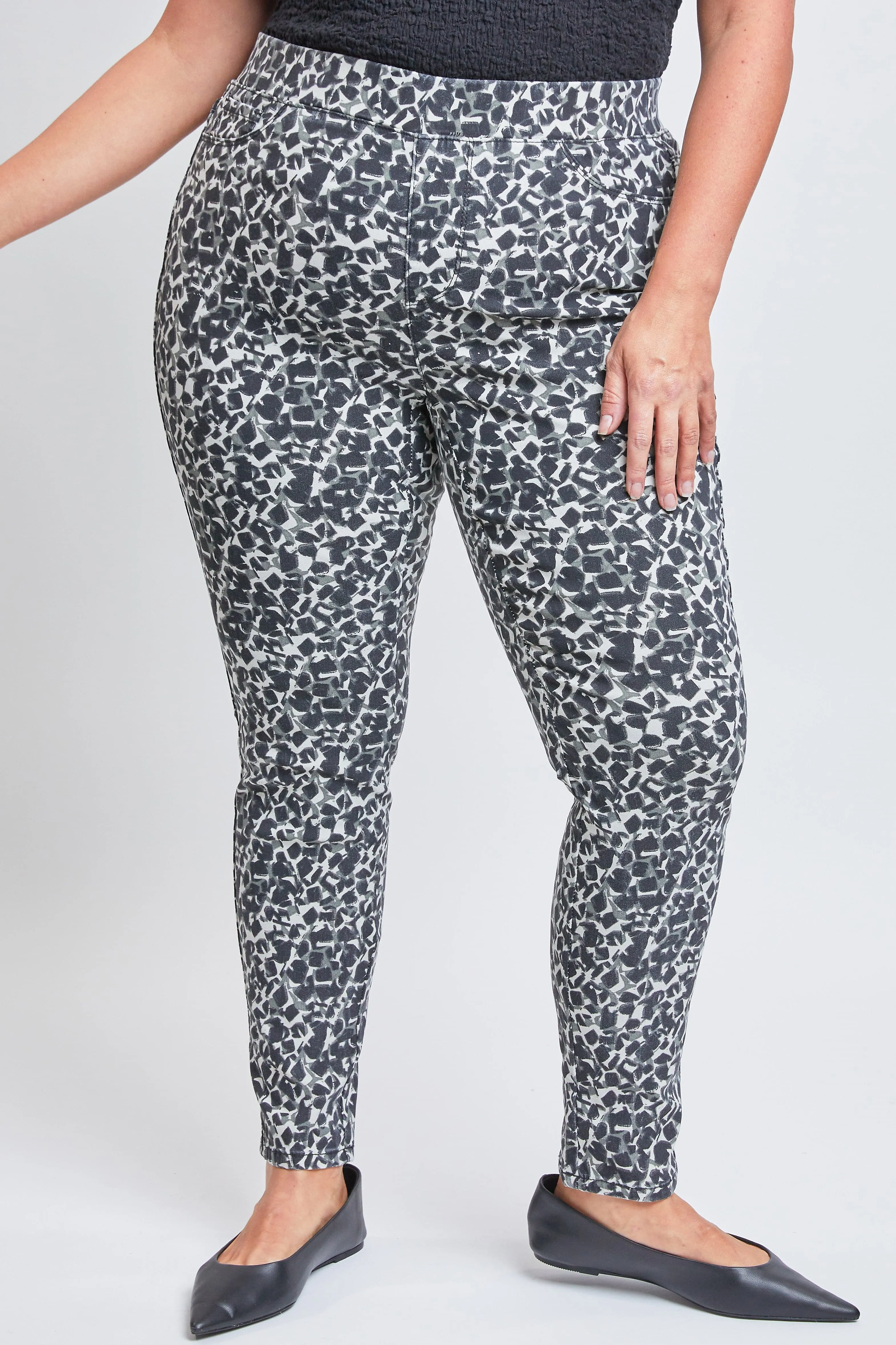 Women's Plus Size Mid Rise Jeggings